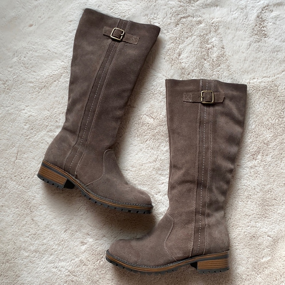 Suede Knee Boot Zip Up 7.5